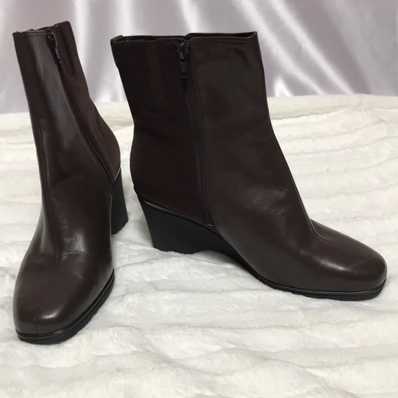 Ankle boots - Picture 1 of 5
